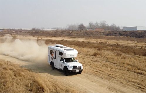 自由炮自動(dòng)檔、四驅(qū)房車(chē)，值得選擇