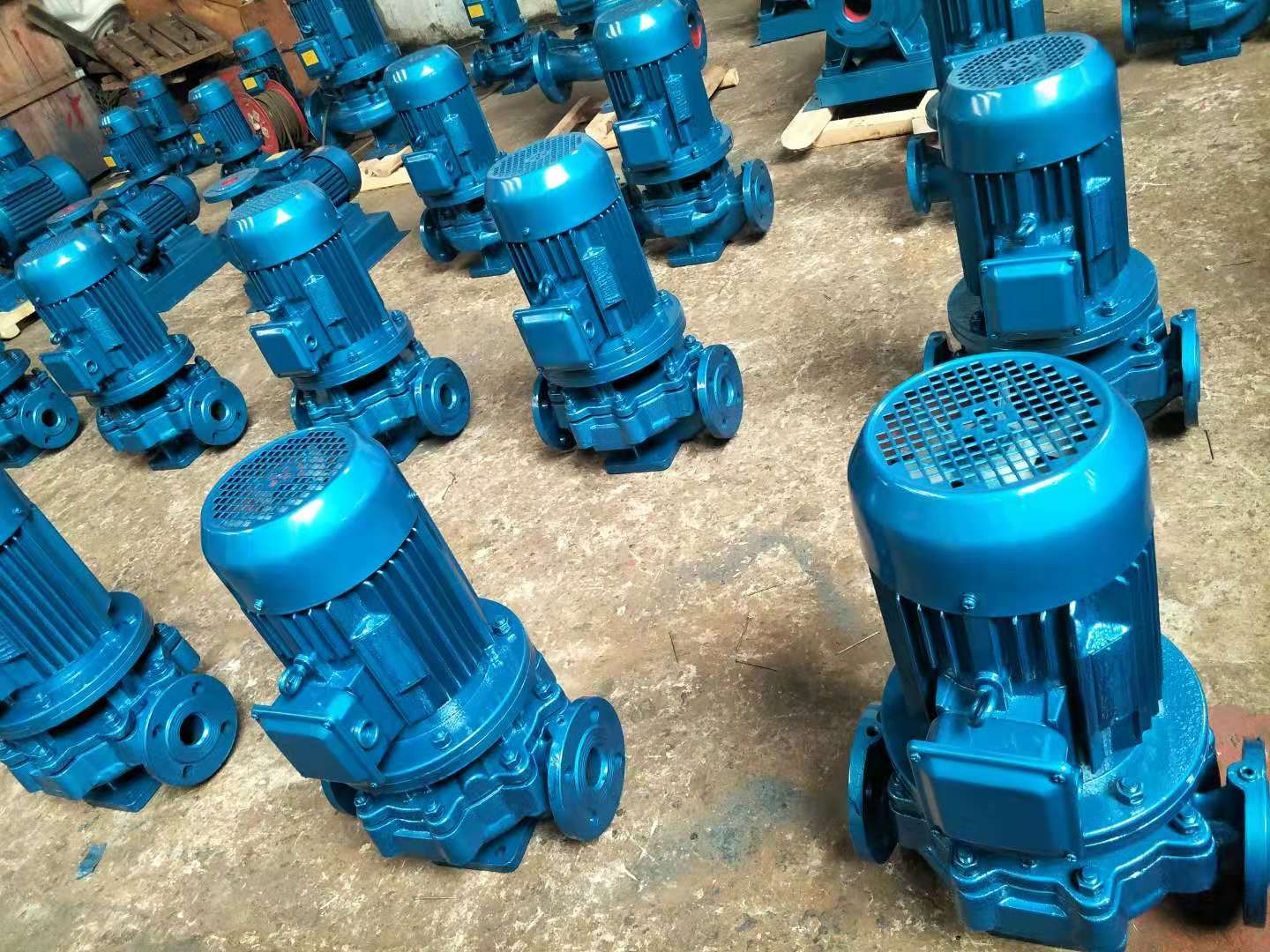 立式管道離心泵生產車間